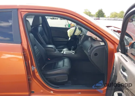 2011 Dodge Charger R/T z USA, uszkodzony, nr VIN 2B3CL5CT4BH508656